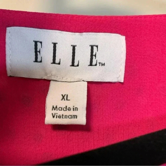 Elle pink  pattern blouse - Picture 3 of 4